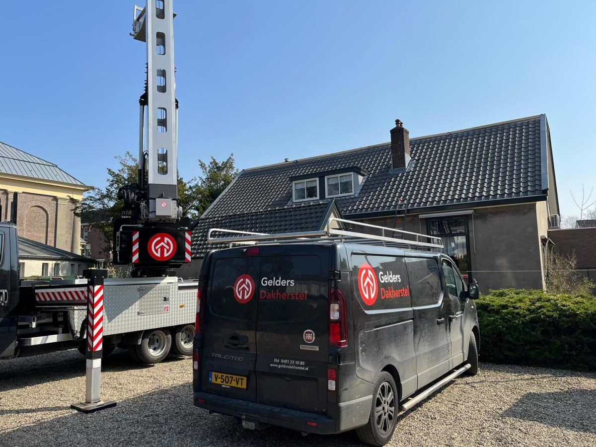 de273fdb-4e5b-4801-b282-40a846a41ff2